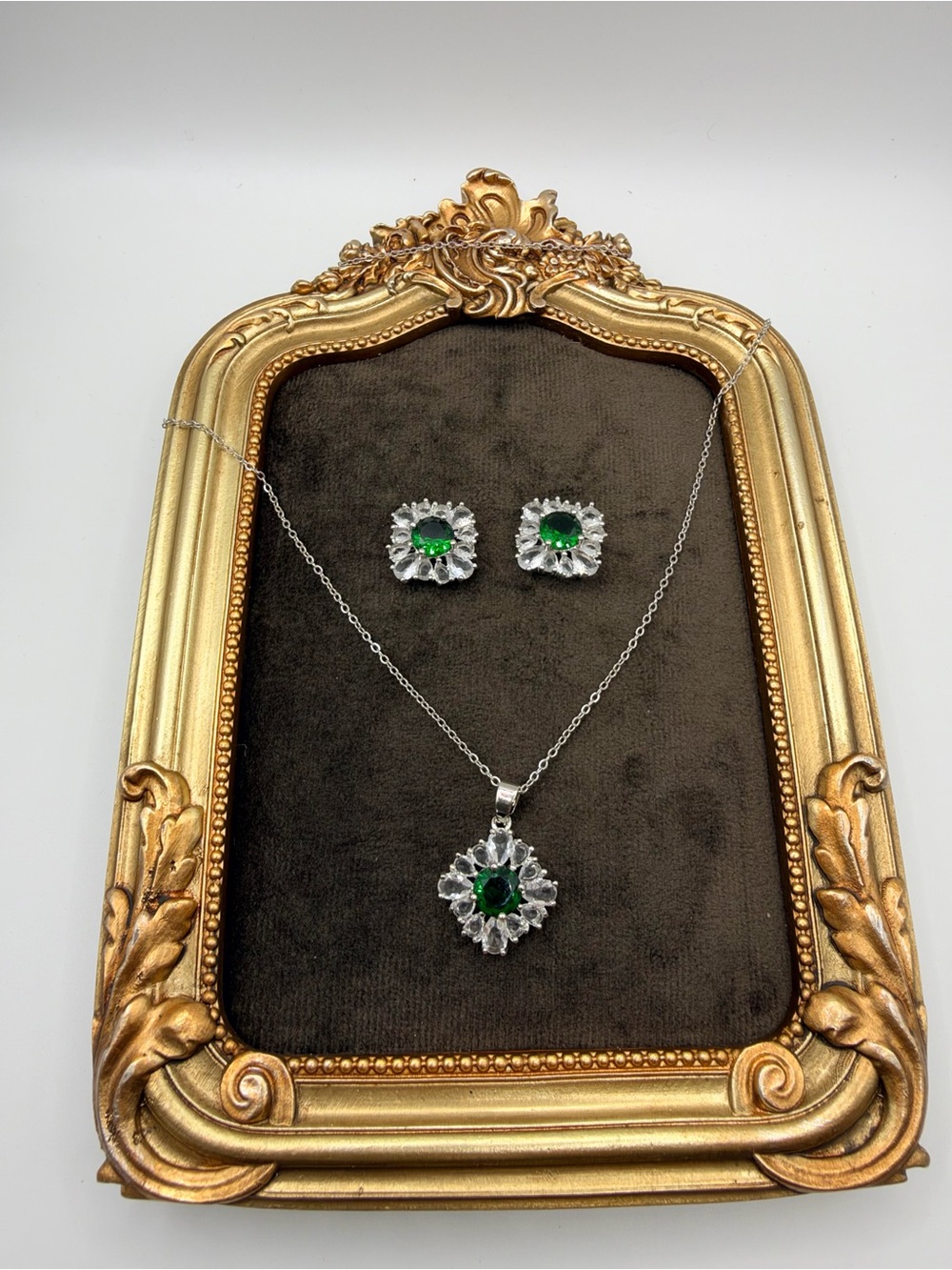 Emerald Green Crystal Pendant Necklace and Stud Earrings Set - Women Jewelry